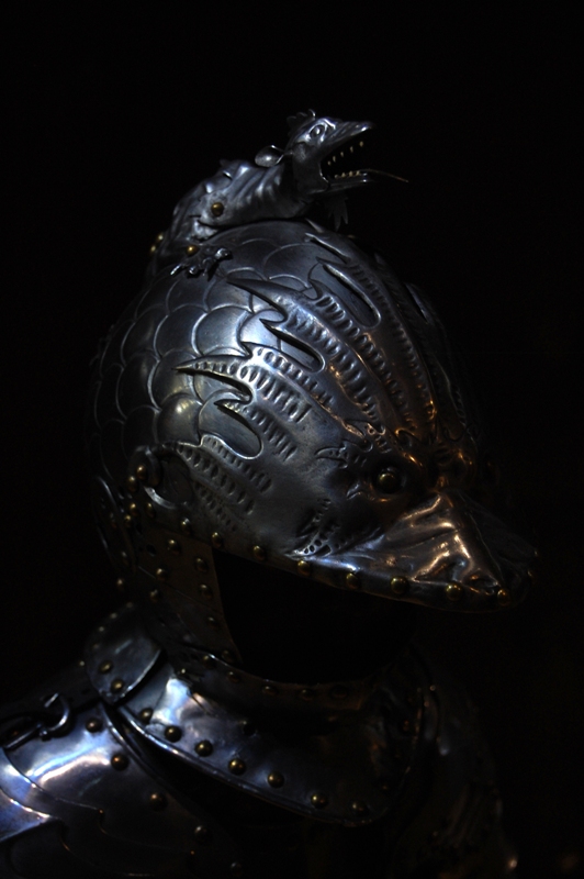 El casco de la armadura